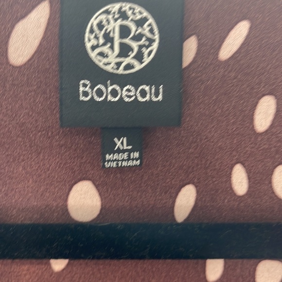 BOGO🥳 Bobeau blouse - Picture 3 of 6